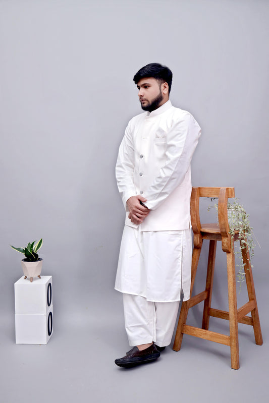 Men’s Stitched Shalwar Kameez with Matching Waistcoat.